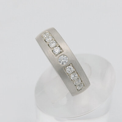 Kanalfassung mit Einreiber mittig 